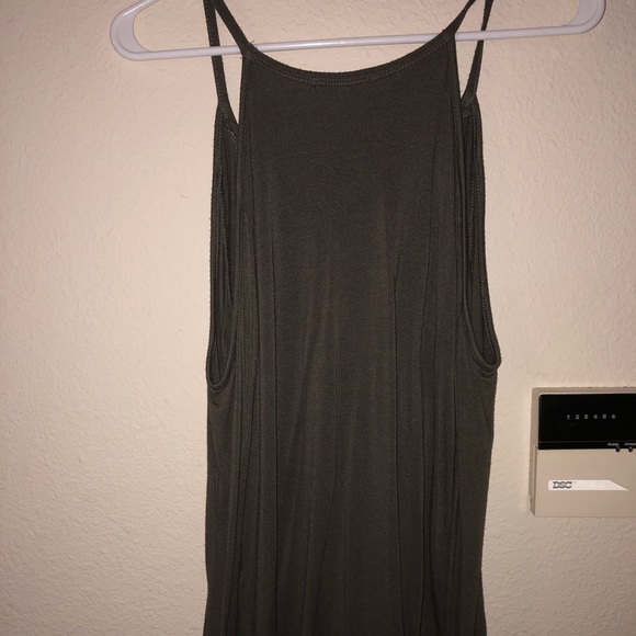 Olive Green Cold Shoulder Tank-Top - Picture 4 of 5